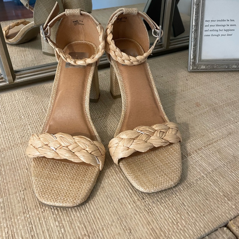 DOLCE VITA Hassa Heels Raffia